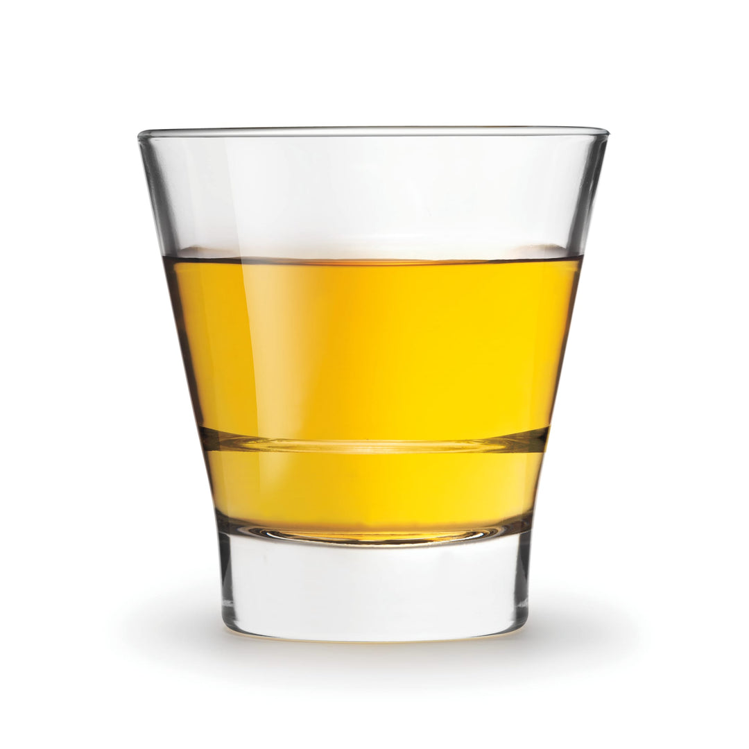 Large-capacity double old fashioned has wide rim with room for the ice