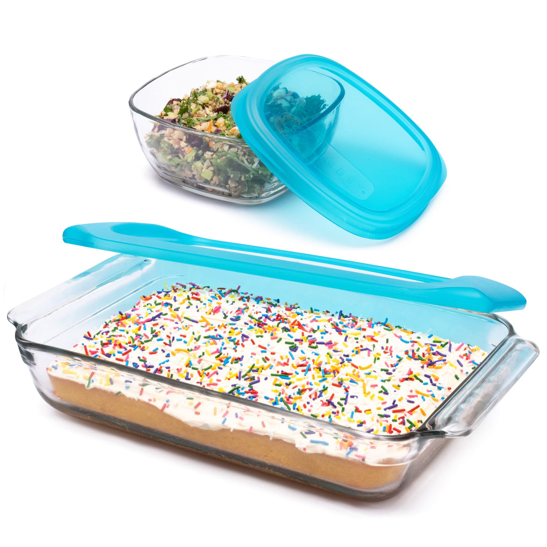 Includes one 9x13-inch clear glass baking dish with blue lid and one 6-cup glass storage container with blue lid.
