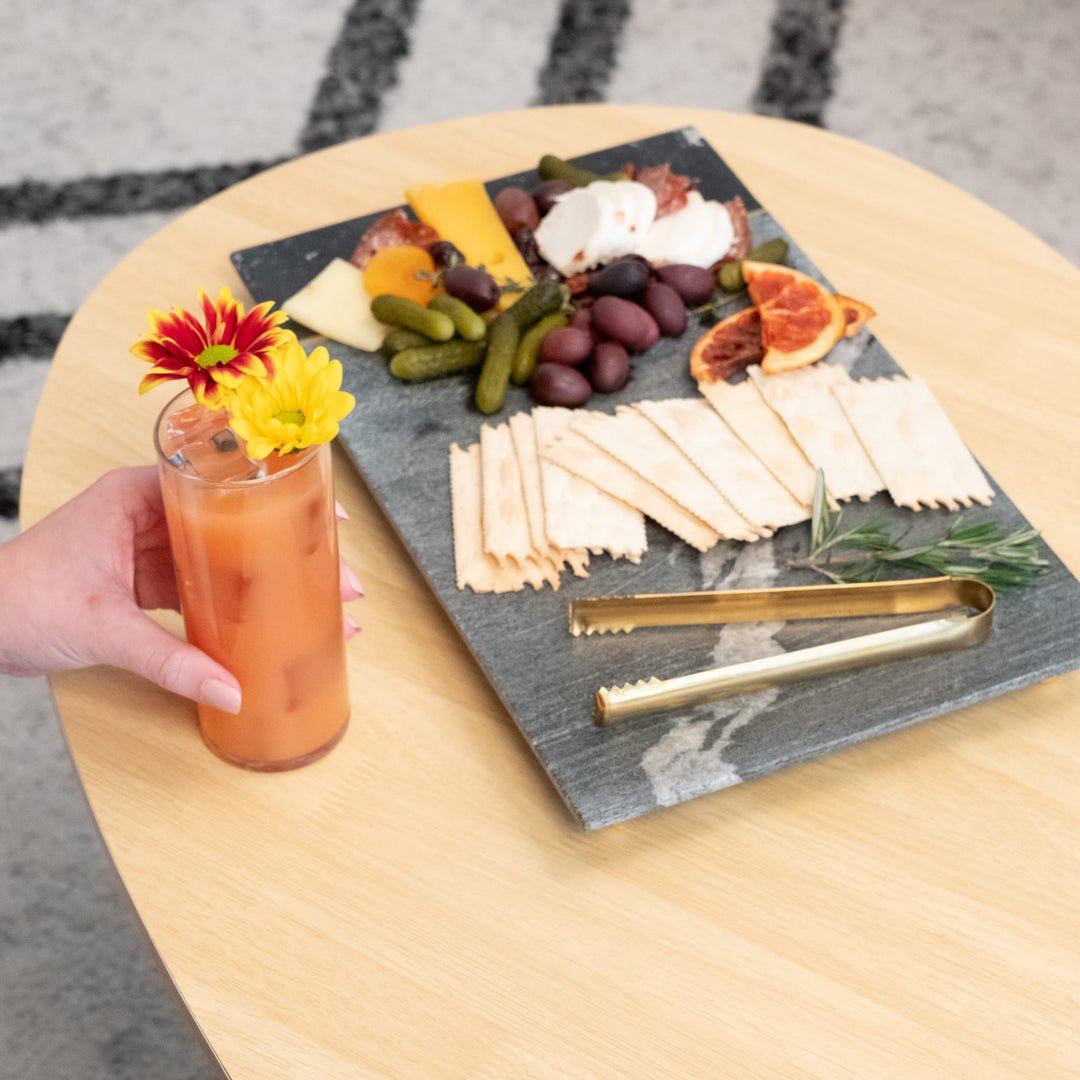 Classic straight-sided design: Clean, timeless look that suits any table setting.
