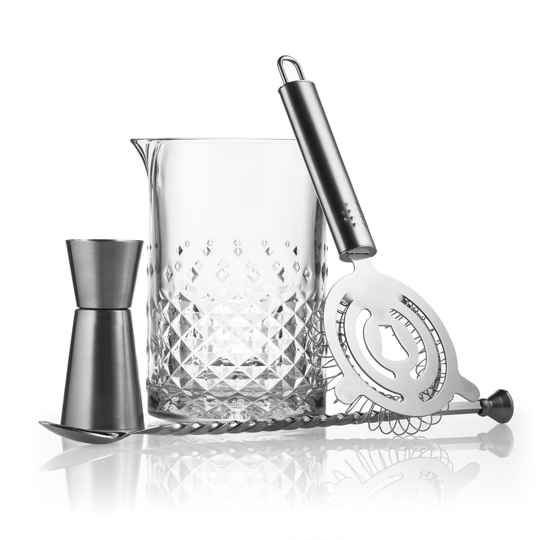 Complete your at-home bar collection with our Carats Bar Mixing Set