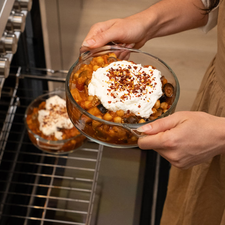 Includes 2, 1-quart glass casserole dishes with glass covers (32 oz); 6.63-inch wide by 2.08-inch tall